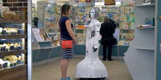 一个机器人药店助理在工作。