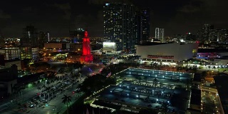 城市灯光迈阿密市中心无人机pov航拍视频