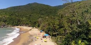 巴西伊尔哈贝拉Jabaquara海滩鸟瞰图