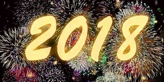 2018年新年在烟花的背景下。