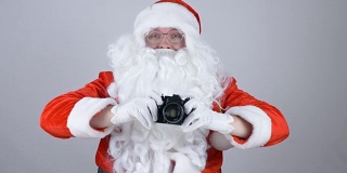 圣诞老人用旧相机拍照，每秒50帧