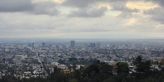 洛杉矶上空著名的恩尼斯之家-时间流逝