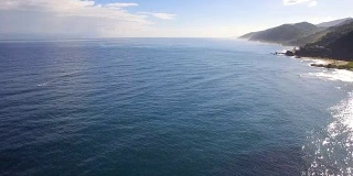 加勒比公海波浪的鸟瞰图