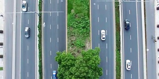 现代城市道路交汇处