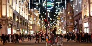 4K时光流逝圣诞和购物在牛津街，伦敦