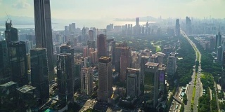 中国深圳城市景观日落天空市中心KK100建筑航拍全景4k时间间隔