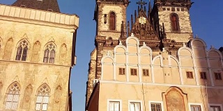 布拉格老城广场和泰恩教堂