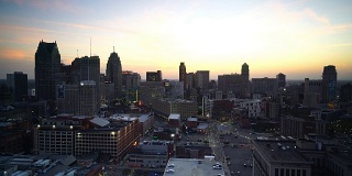 美国密歇根州底特律市中心的黄昏