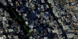 空中贫民窟:俯视巴西里约热内卢Rocinha Favela的屋顶，这是上帝的眼睛