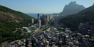 Favela Aerials:巴西里约热内卢的贫富对比