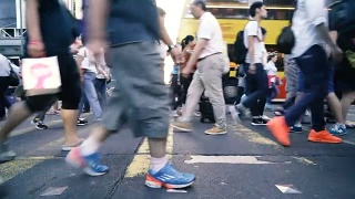 香港中环道，行人过路处视频素材模板下载