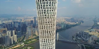 晴天广州猎德桥珠江广州塔顶航拍全景4k中国