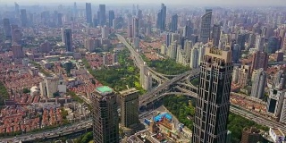 中国日上海市景著名交通路口航拍全景4k