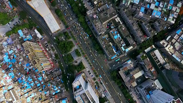 中国白天时间深圳城市景观屋顶交通道路空中俯视图4k