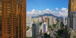 中国艳阳天深圳市景黄金大厦交通道路航拍全景4k