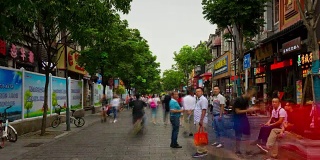 武汉著名的步行街白天全景4k时间流逝中国