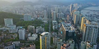 日落时分珠海市景交通街道湾港航拍全景4k中国