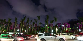夜景时间照亮了珠海城市交通道路全景，4k时间流逝中国