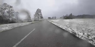 汽车解说:路上的第一场雪