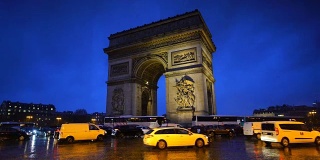 巴黎黄昏时分著名的凯旋门