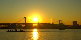 彩虹桥黄昏，日本东京-船