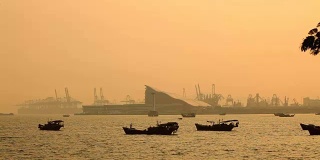 蛇口-赤湾货运港下午;深圳,中国