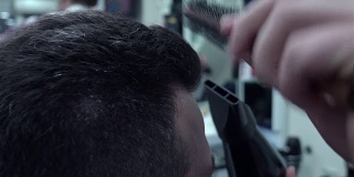 土耳其的理发师- 4K分辨率