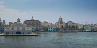 宽建立从港口拍摄的哈瓦那古巴天际线