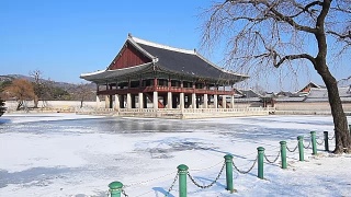 韩国首尔庆福宫冬天的雪视频素材模板下载