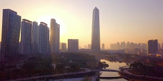 韩国仁川市高角度观看阳光