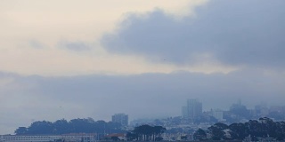 旧金山大雾天的一段时间