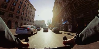 POV骑:在罗马城市的公路自行车训练
