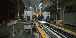 高科技散热器焊接机器人生产线