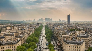 巴黎城市天际线在法国巴黎的拉德芳斯和香榭丽舍大道视频素材模板下载