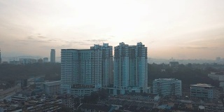 鸟瞰图吉隆坡中央和城市景观在阳光下的吉隆坡