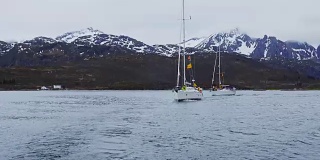 挪威海的游艇