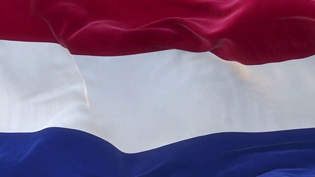 全屏荷兰国旗缓缓飘扬
