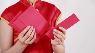 手数红包，寓意新年快乐视频素材模板下载