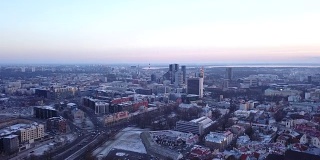 塔林，爱沙尼亚- 2018年01月爱沙尼亚塔林空中城市景观