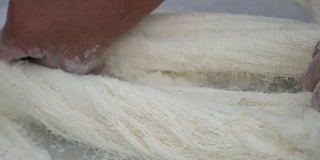 卷须糖，一种由麦芽糖制成的中国传统糖果