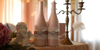 婚礼瓶粉红香槟