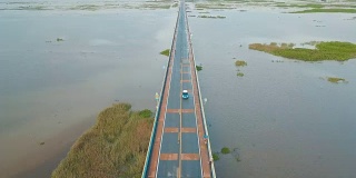 鸟瞰泰国当地公路旅行，Phatthalung |公路3073 -泰国最长的跨海大桥