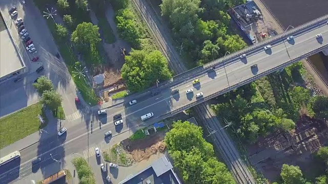 空中澜沧江大桥。夹。过江高速公路，鸟瞰图