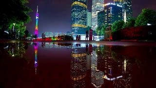 夜光照亮广州城广州塔水倒影全景4k时间流逝中国视频素材模板下载
