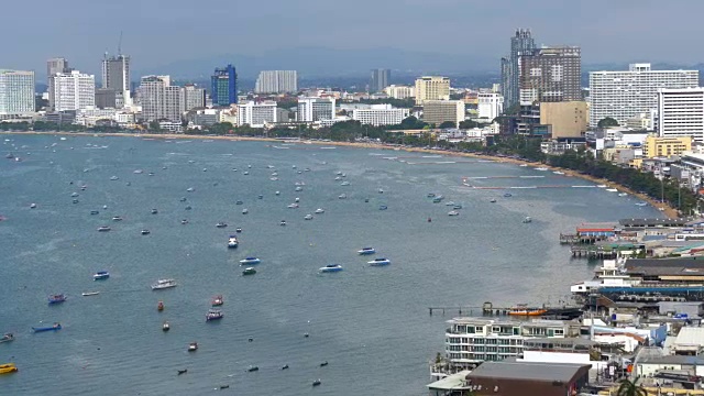 泰国芭堤雅海滩和暹罗湾的全景。泰国,芭堤雅,亚洲