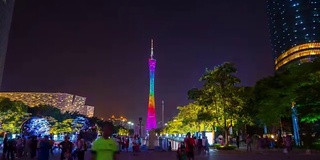 夜晚灯火通明的广州市图书馆塔公园步行全景4k时间流逝中国