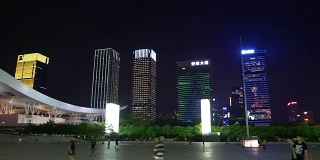 夜光照亮深圳市民中心前方4k中国全景