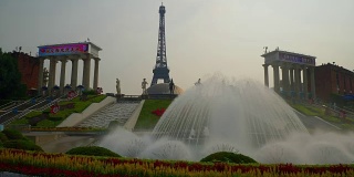 白天时间深圳市著名公园喷泉入口慢镜头全景4k中国