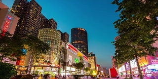 日落之夜深圳著名购物街全景4k时间流逝中国