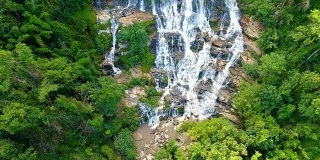 梅雅瀑布鸟瞰图，泰国